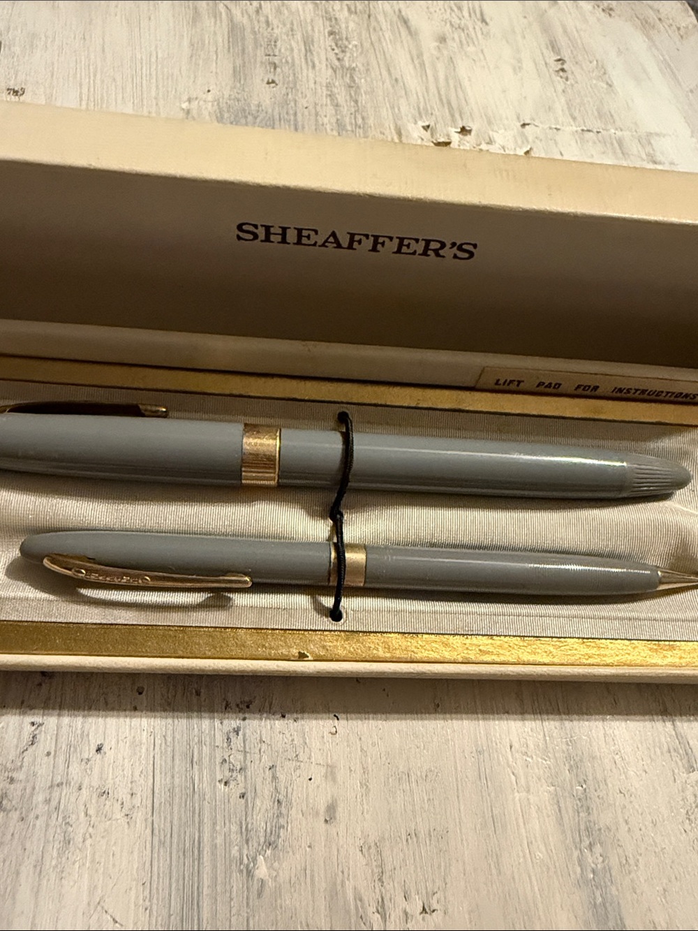 Vintage Sheaffer Luxury gray and gold Pen Set